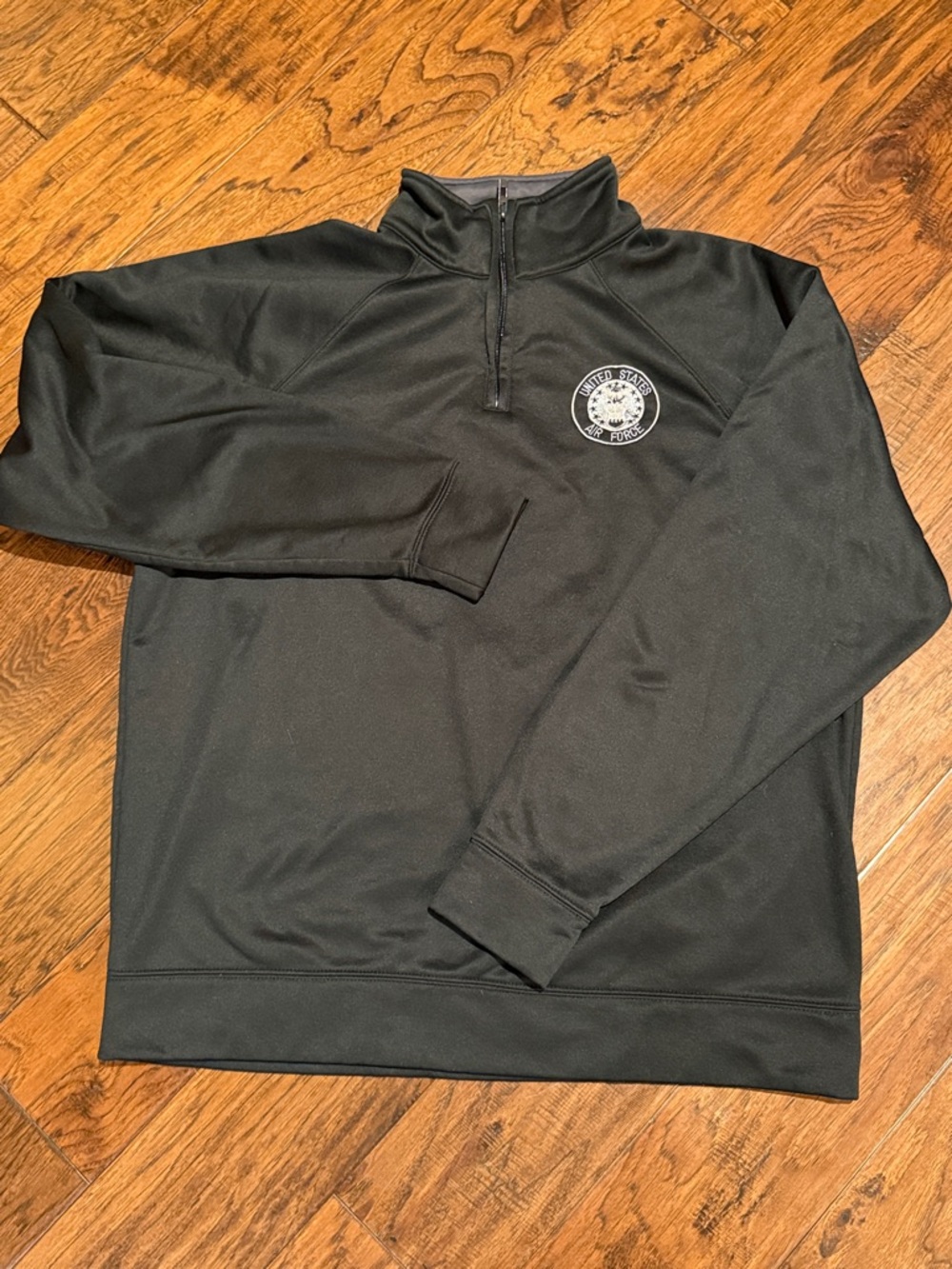 Black Quarter-Zip Pullover with Embroidered Round Logo United States Airforce